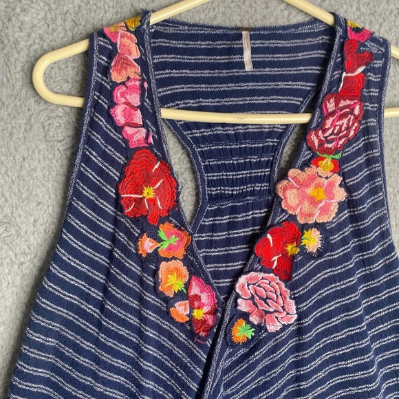 Free People frida faux wrap tank top embroidered floral striped summer vneck XS - Picture 4 of 14